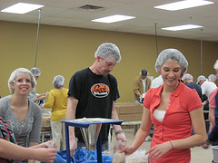 DunwoodyStudents-FeedMyStarvingChildren-April2010